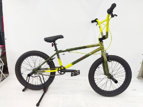 自転車強化店のBMX