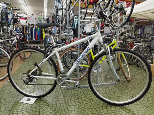 自転車のクロスバイク