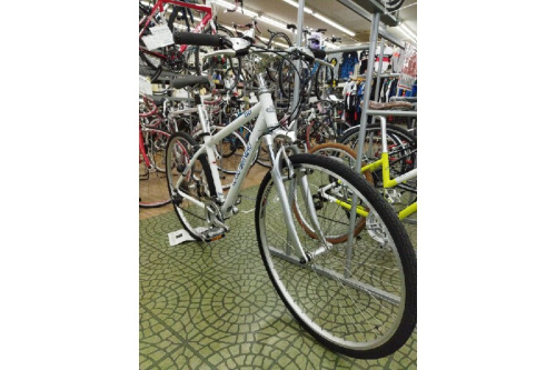 ルイガノ（LOUIS GARNEAU）のTR 1（ティーアール ワン）