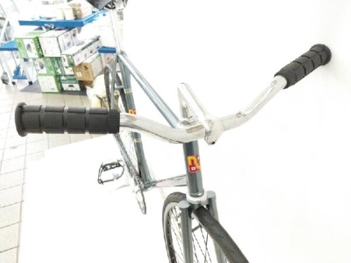 ハンドメイドバイクのピストバイク