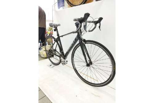 ジャイアント（GIANT）のDEFY