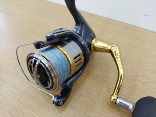 SHIMANOのスピニングリール