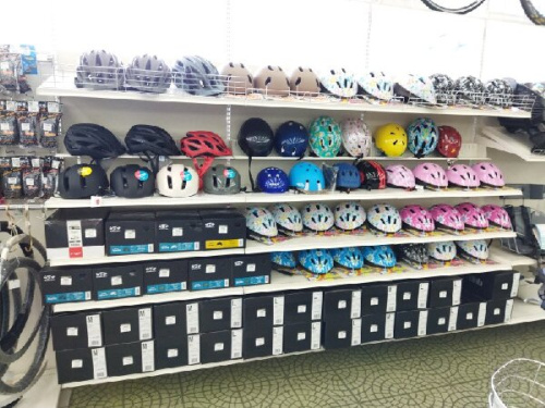 自転車の自転車ヘルメット