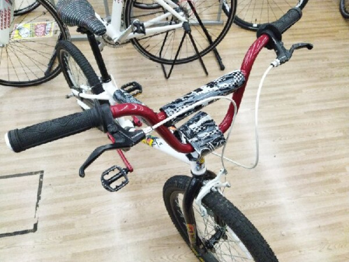 BMXの自転車強化店