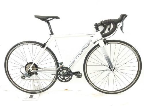 自転車のロードバイク