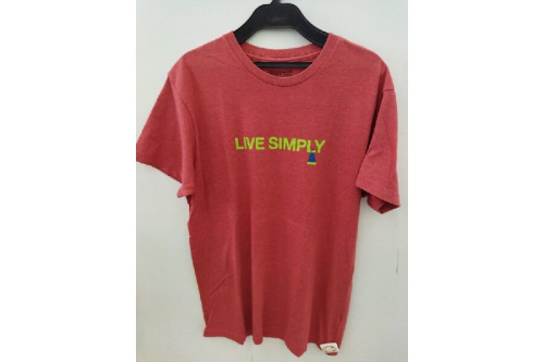 アウトドアTシャツのウェア