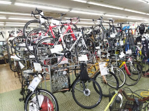 スポーツバイクのレンタルサイクル