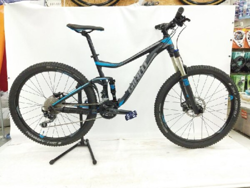 自転車のマウンテンバイク