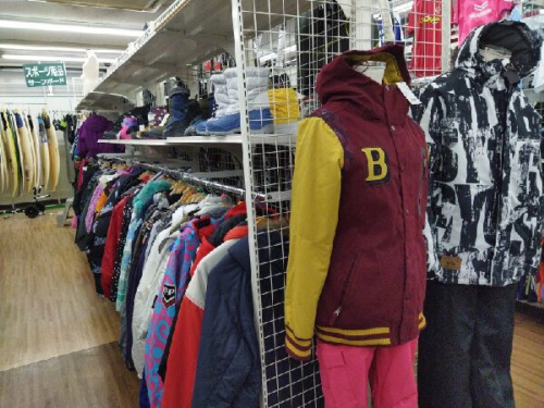 レジャー・スポーツのスノーウェア