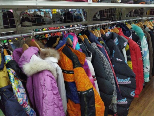 スノーウェアブランドのスノーボード