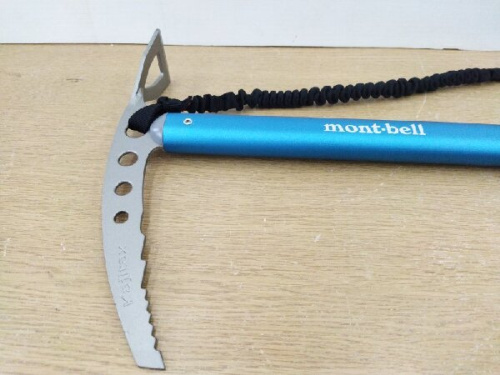 ピッケルのモンベル(mont-bell)