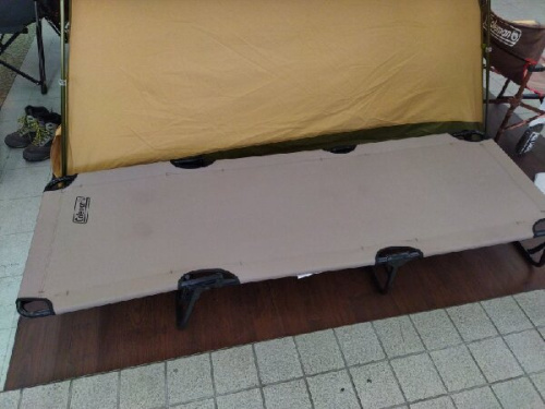 アウトドア用品強化店