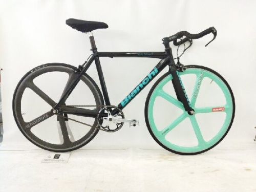 自転車のクロスバイク