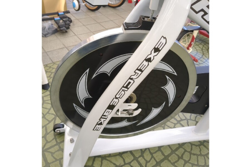 HAIGEのスピンバイク