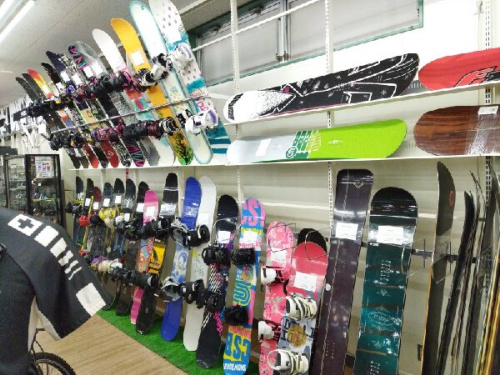 スポーツ用品のスノーボード