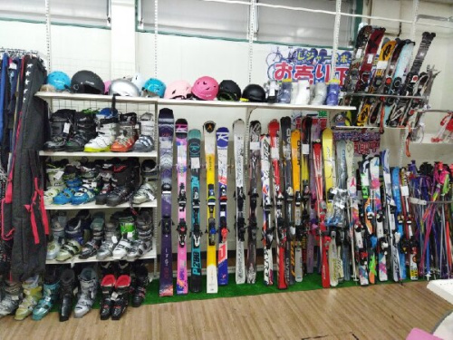 スポーツ用品強化店