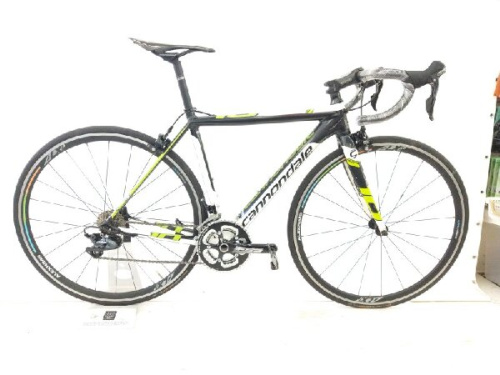 自転車のロードバイク