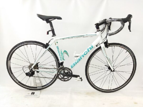 自転車のロードバイク