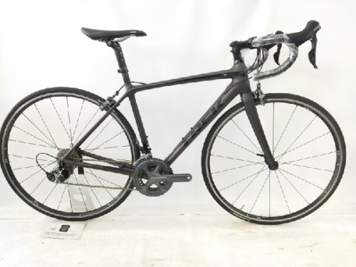 自転車のロードバイク