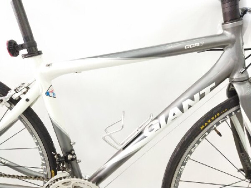 ロードバイクのジャイアント（GIANT）