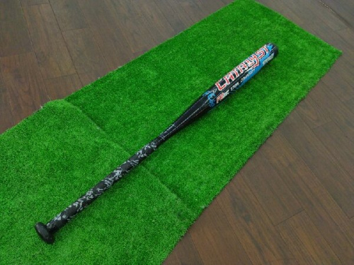 ルイスビルスラッガーのソフトボールバット