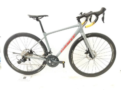 自転車のロードバイク