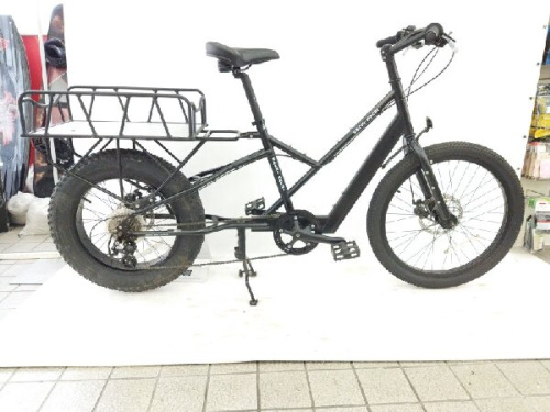 自転車のママチャリ