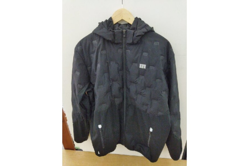 スポーツ用品のゴルフ