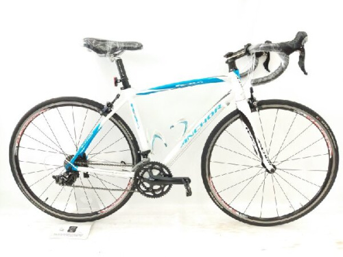 自転車のロードバイク
