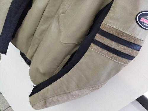 クシタニのレザージャケット
