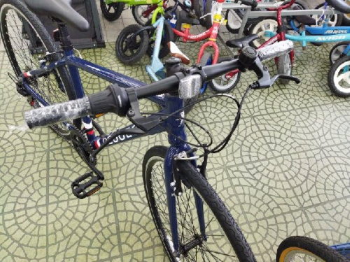 プジョーの自転車強化店