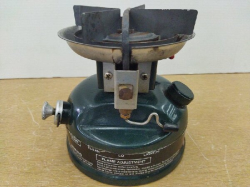 アウトドア用品強化店