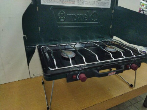 コールマン（Coleman）のPOWERHOUSE　LP 2BURNER STOVEⅡ