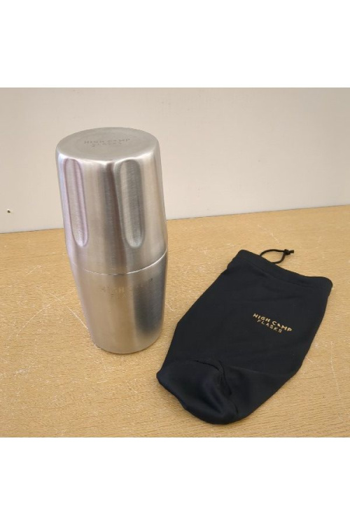 アウトドア・キャンプのボトルタンブラー