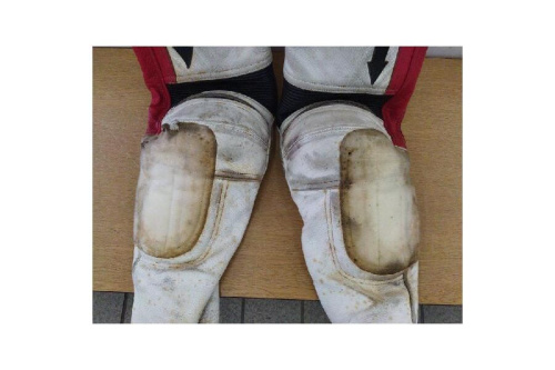 F-ONEのレーシングスーツ