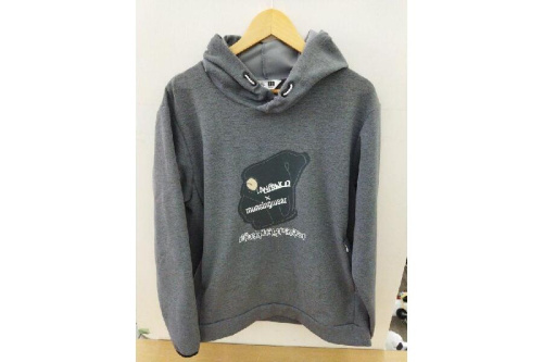 ファッションのパーカー