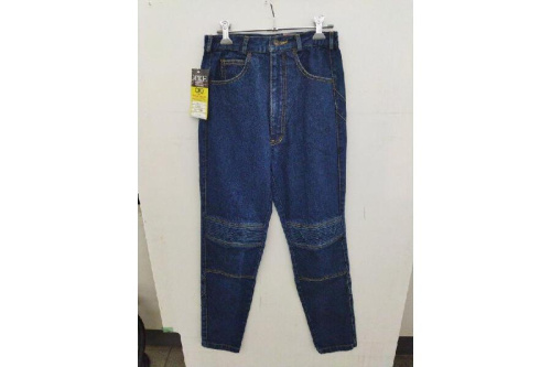 ファッションのパンツ