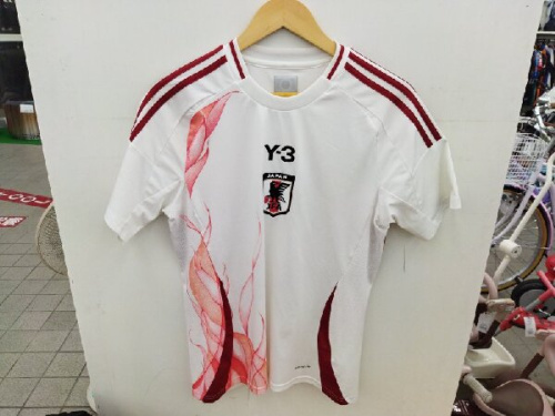 サッカーのadidas