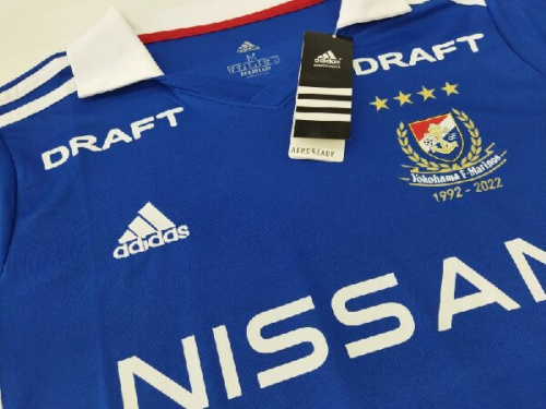 スポーツ用品のサッカーユニフォーム