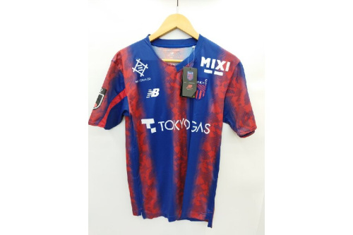 サッカーユニフォームのNEWBALANCE