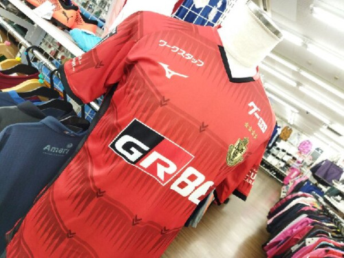 スポーツ用品のサッカーユニフォーム