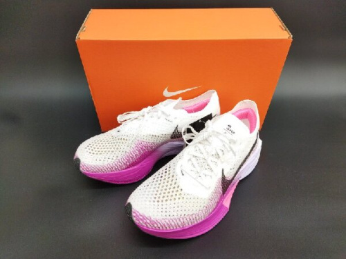 ランニングシューズのNIKE