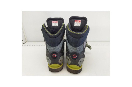 トレッキングシューズ