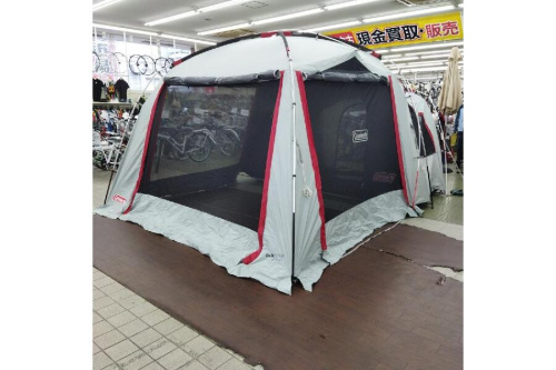 コールマン（Coleman）のタフスクリーンツールームハウス
