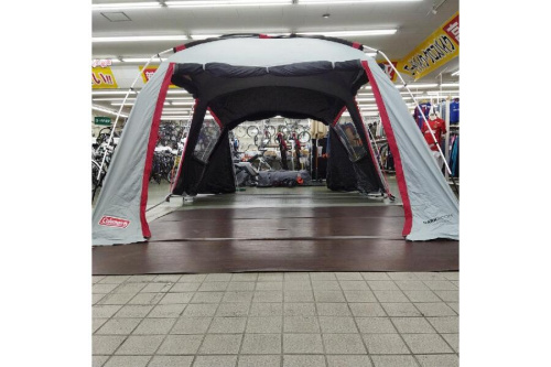タフスクリーンツールームハウス