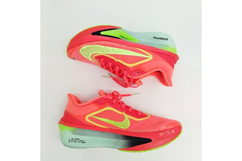 ナイキ（NIKE）のランニングシューズ