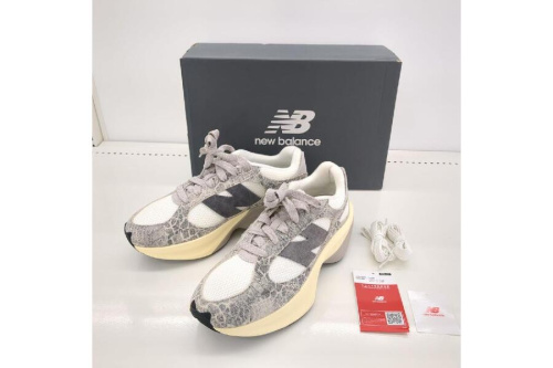 シューズ・靴のスニーカー