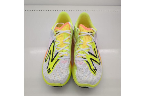 シューズのニューバランス（New Balance）