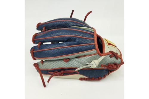 ウィルソン(Wilson)のHERO 軟式内野用グローブ