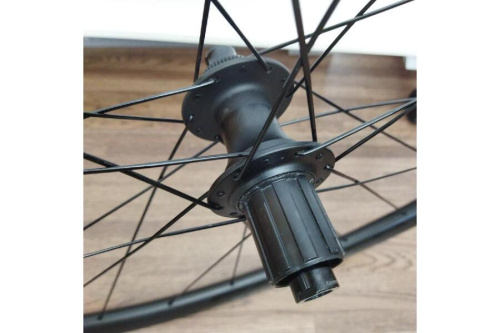 ボントレガー(BONTRAGER)のホイール前後セット